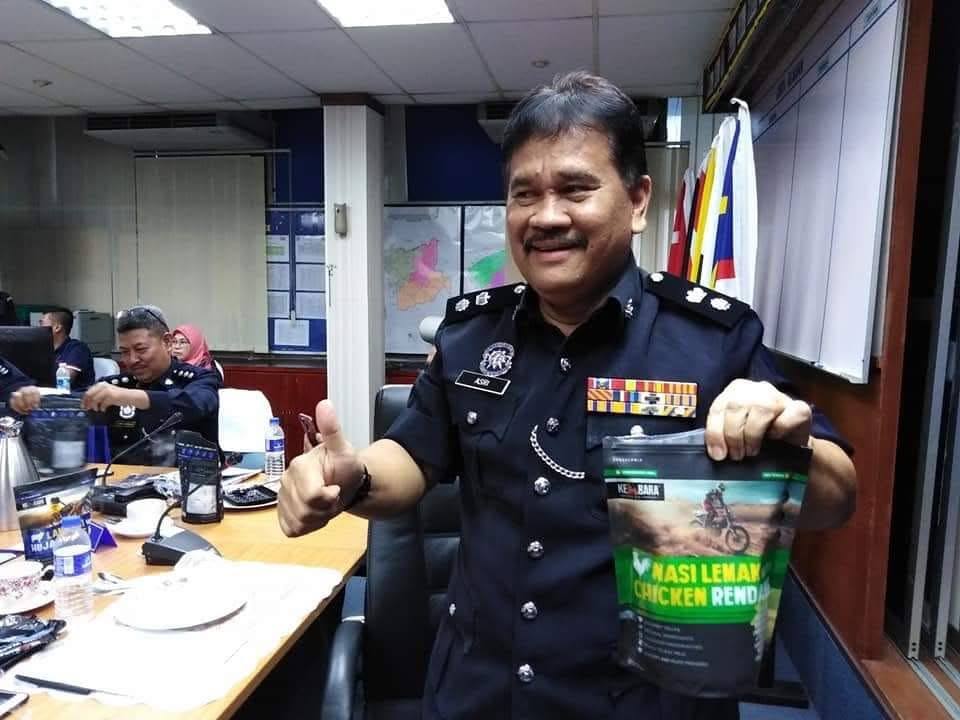 PDRM menggunakan produk KEMBARA